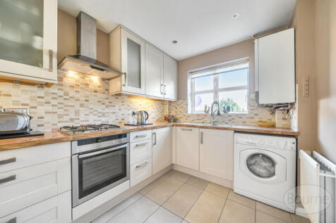 e4b83467-cc35-44e...