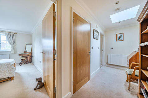 9995af7c-f36f-4e1...