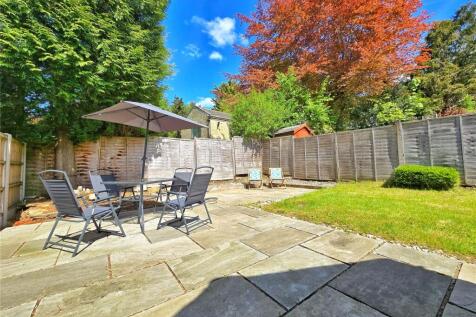 Patio &amp; Lawn Gardens