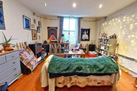 Lounge Flat E
