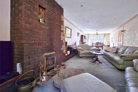 Lounge Dining Room