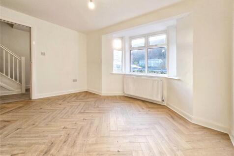 Spacious Lounge