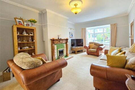 Spacious Lounge