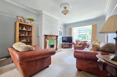 Spacious Lounge