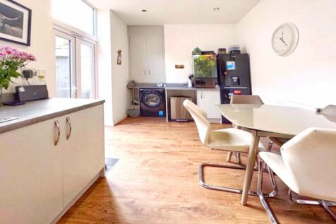 Open Plan Dining Rm
