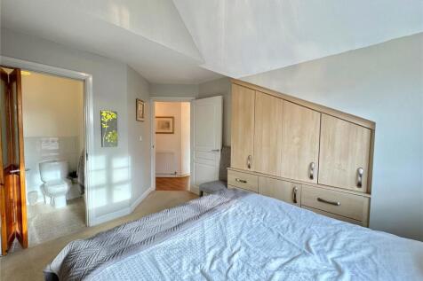 Bed 1