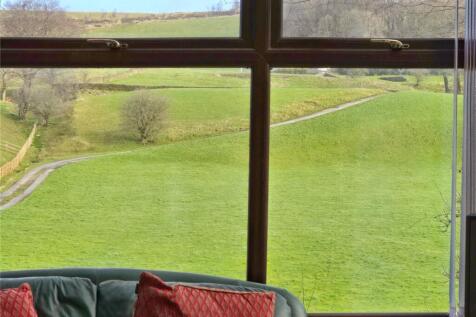 Lounge Views