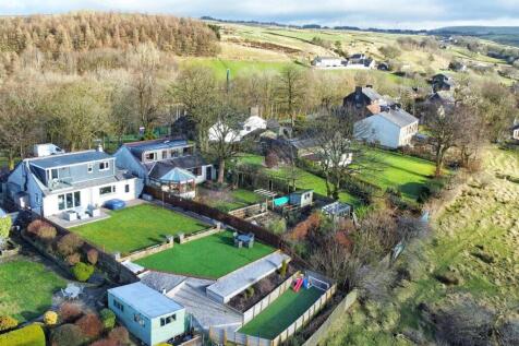 Green Surrounds