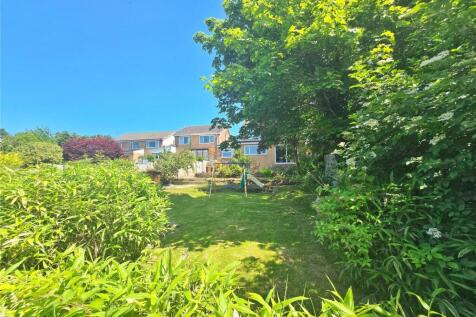Large Rear Gardens