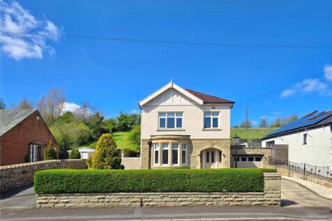 Large Detached Plot