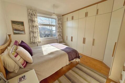 Bed 1