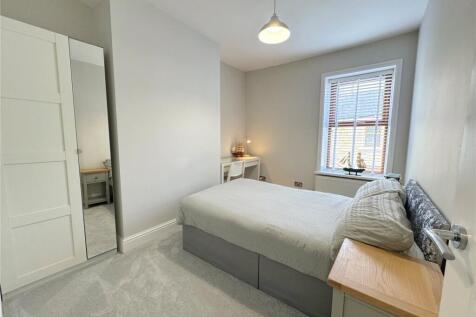 Bed 1