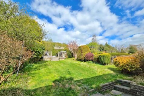 Large Rear Gardens