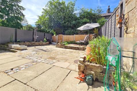 Sunny Rear Patio