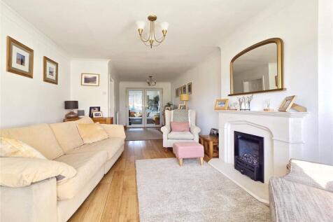 Louneg &amp; Dining Room