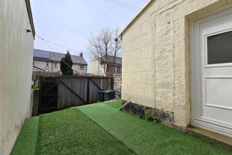 Rear Gardens