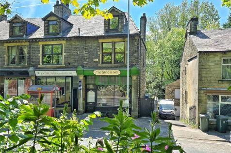Grand Period Home