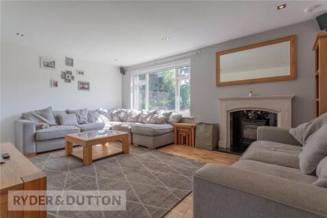 Spacious Lounge