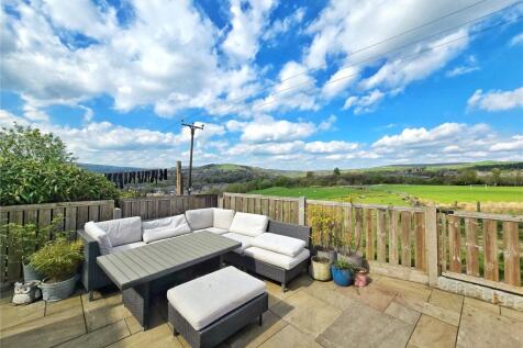 Patio &amp; Views