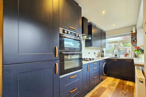 Contemporary Kitchen