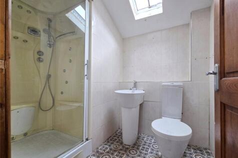 En-Suite Shower