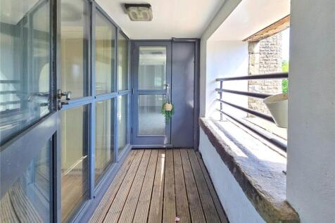 Inset Balcony