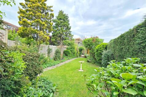 Lawn &amp; Gardens