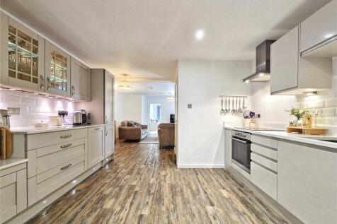 Semi Open Plan