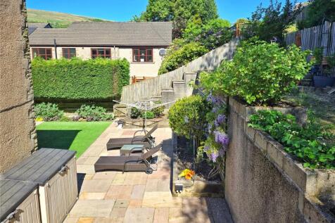 Stone Side Patio