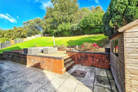 Patio &amp; Lawn Garden