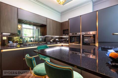 With Breakfast Bar