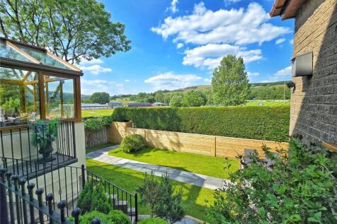 Rear Garden &amp; View