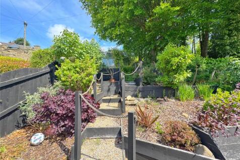Large Rear Garden