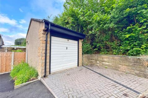 Detached Garage