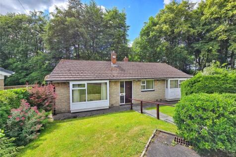 Detached With Garden
