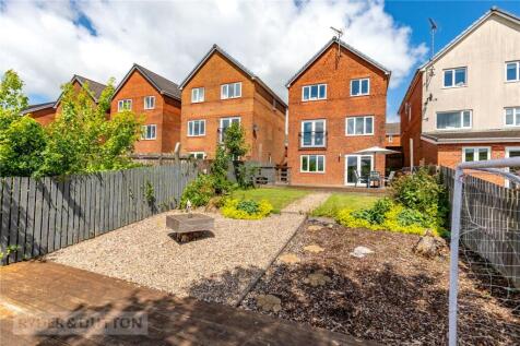 Large Rear Garden