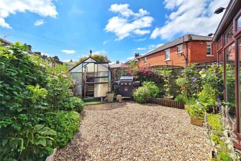 Rear Patio Garden
