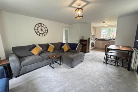 Spacious Lounge