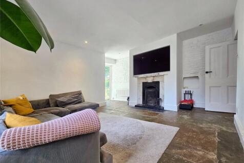 Spacious Lounge