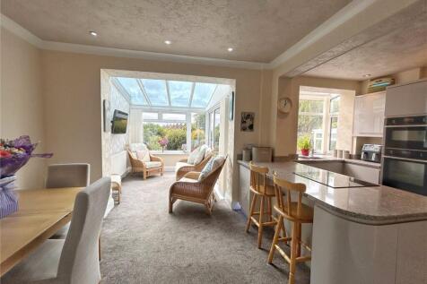 Dining/Sun Room
