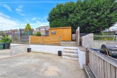 Parking &amp; Patio