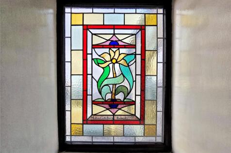Feature Window
