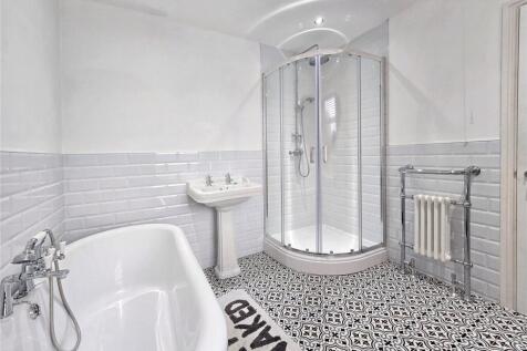 Corner Shower