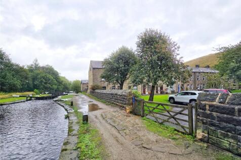 Near Rochdale Canal