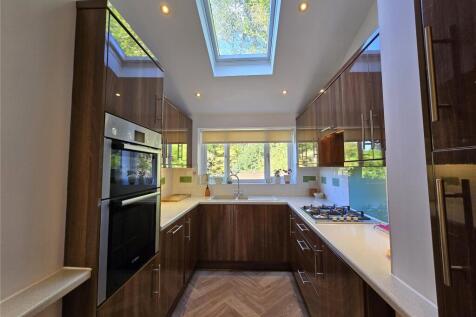 Fitted Kitchen