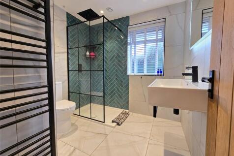 Stylish Shower Room