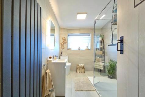 Stylish Shower Room