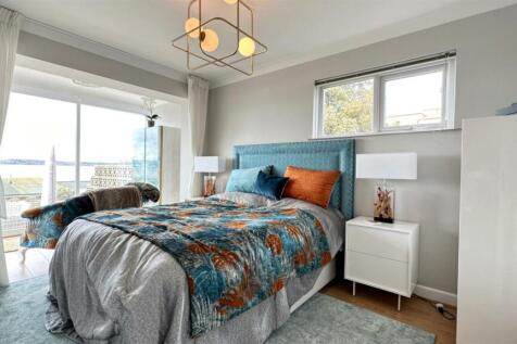 bedroom2.jpg