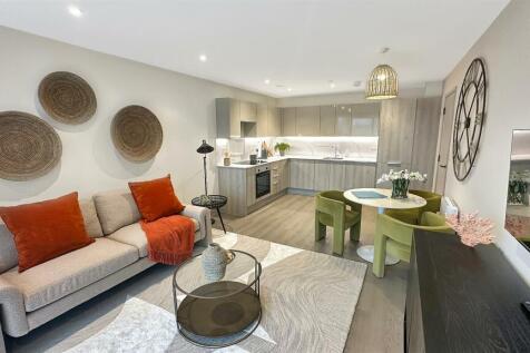 Lounge-1.jpg