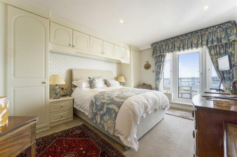 110 Moriconium Quay-11.jpg